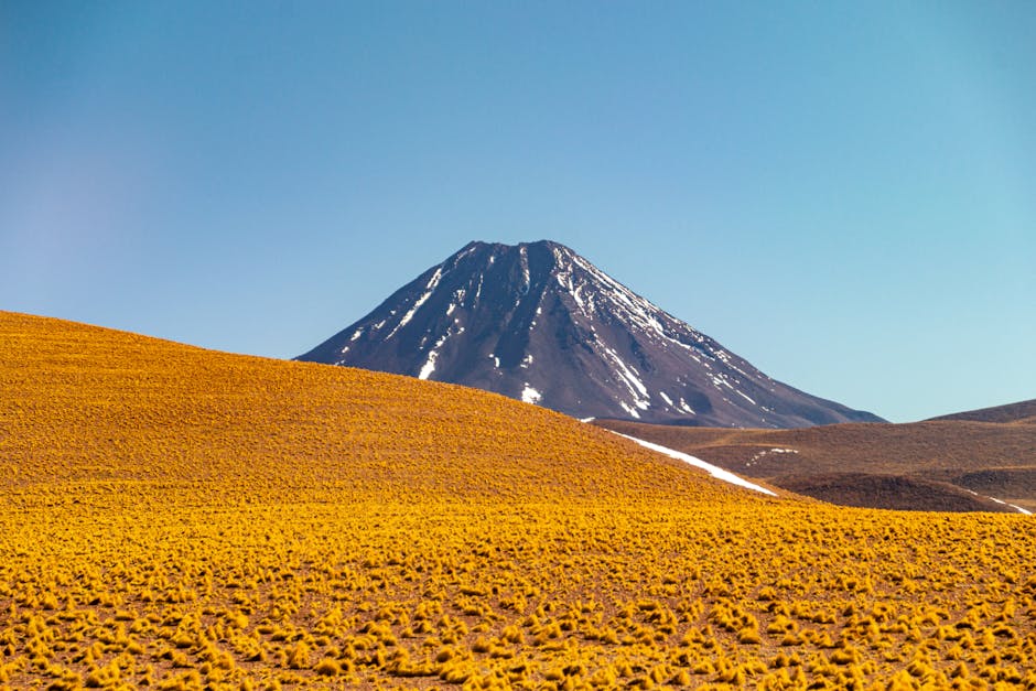 Paisaje desierto de Atacama Chile — cobertura de red Entel