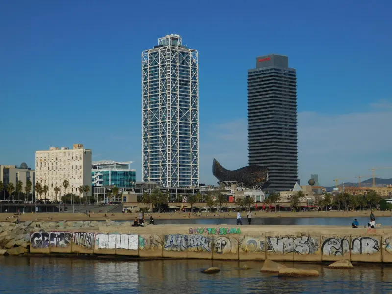 eSIM España — Madrid, Barcelona, Sevilla