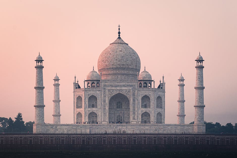 Taj Mahal en Agra, India — la mejor eSIM para tu circuito por el país