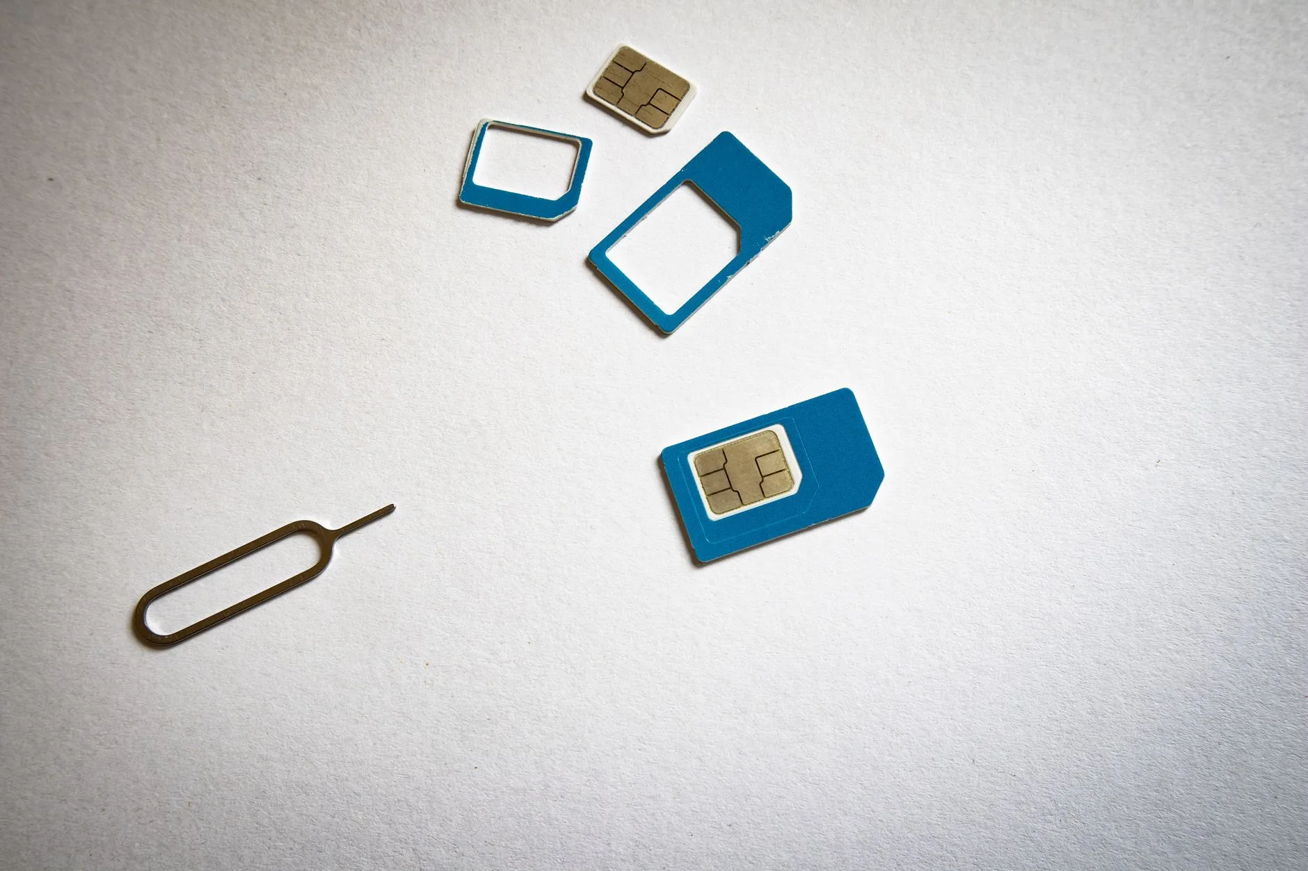 eSIM vs SIM local en España: qué conviene a los mexicanos?