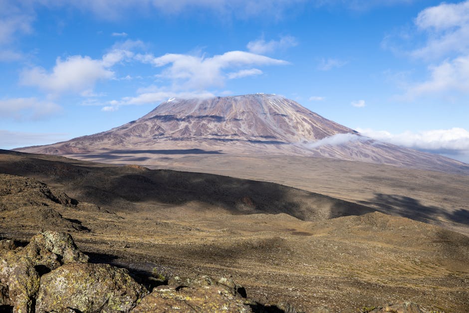 Cumbre Uhuru Peak Kilimanjaro Tanzania — eSIM y conexión en altitud